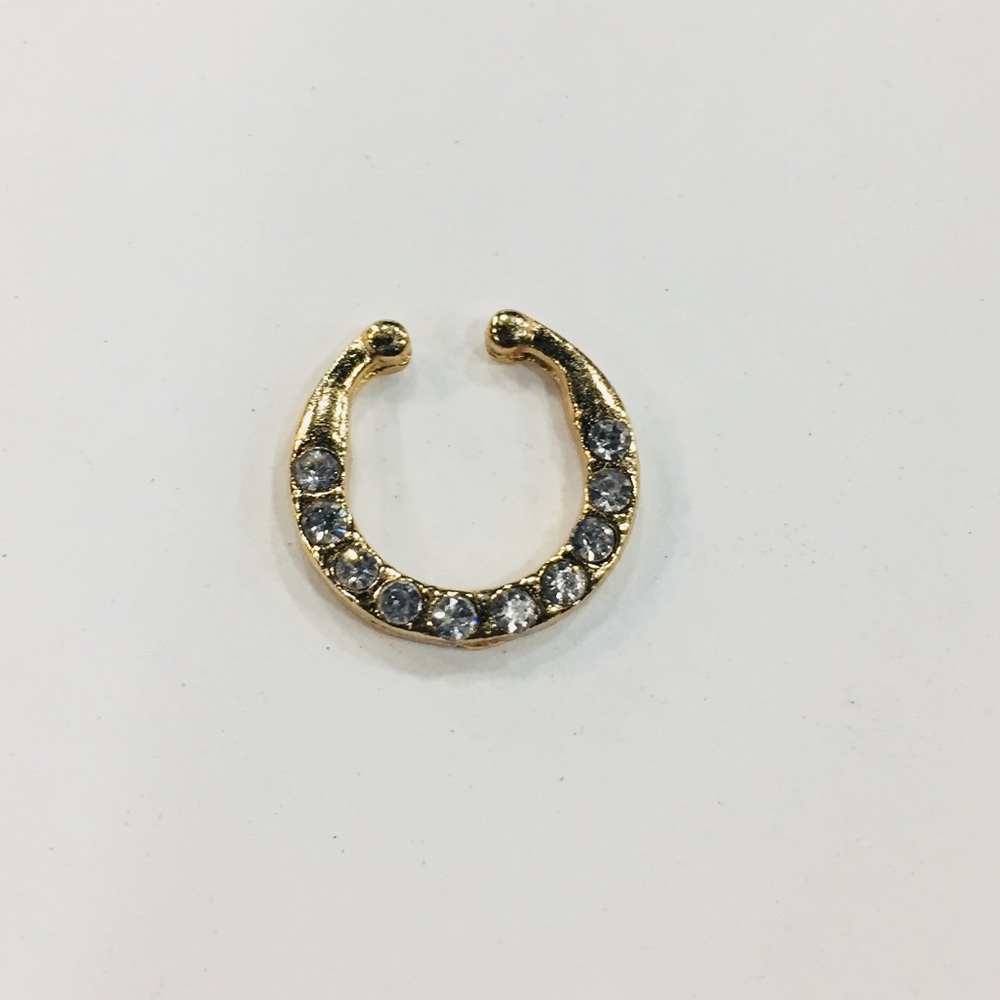Gold color faux septum ring clicker clip on